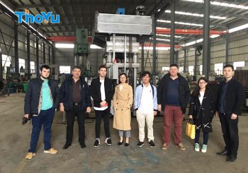 Russian Clients Visited Molded Wood Pallet Equipment Factory