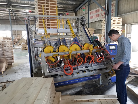 pallet machine for sale