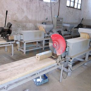 single head wood pallet block machine